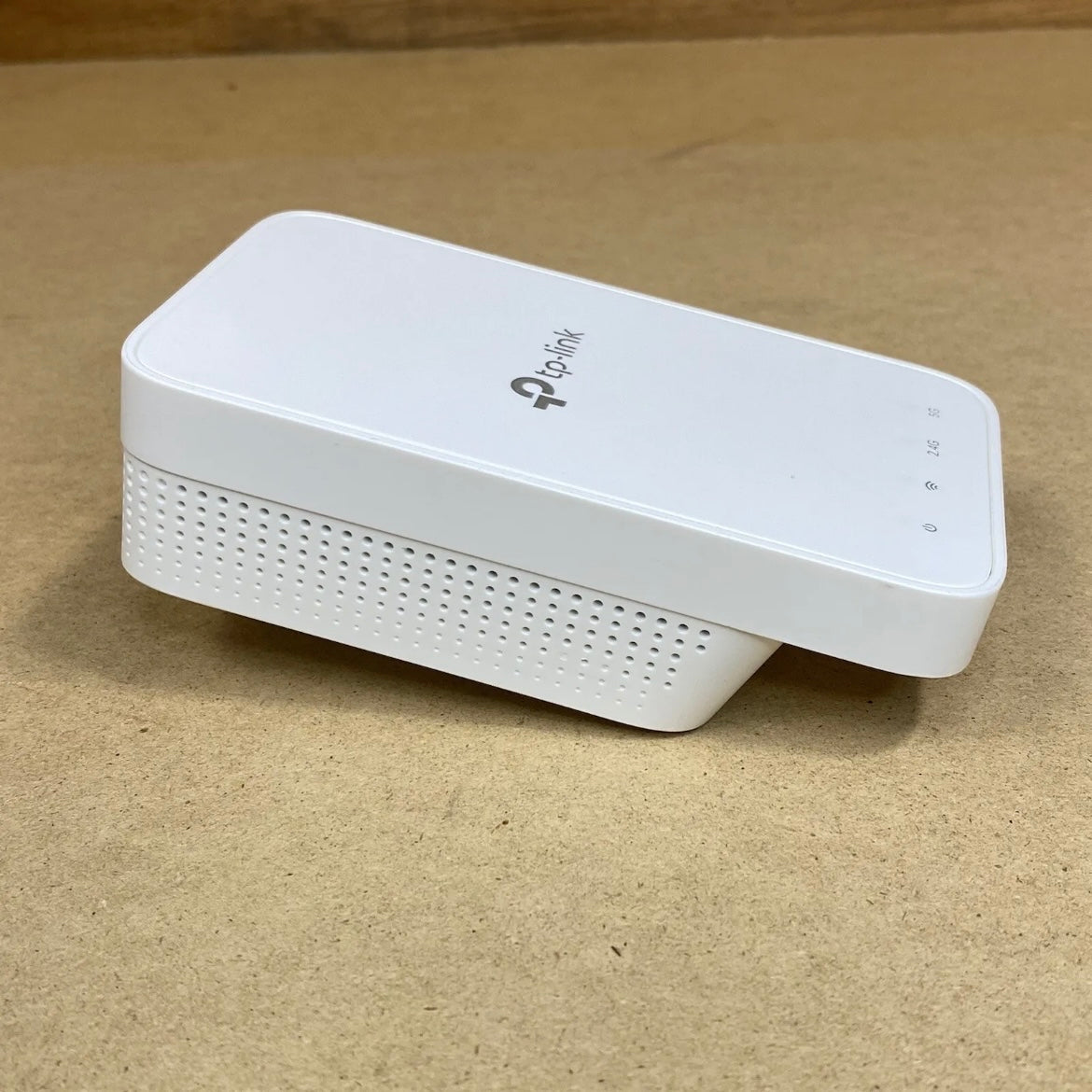 TP-Link RE300 Mesh Wi-Fi Dual Range Extender for OneMesh Internet System AC Plug