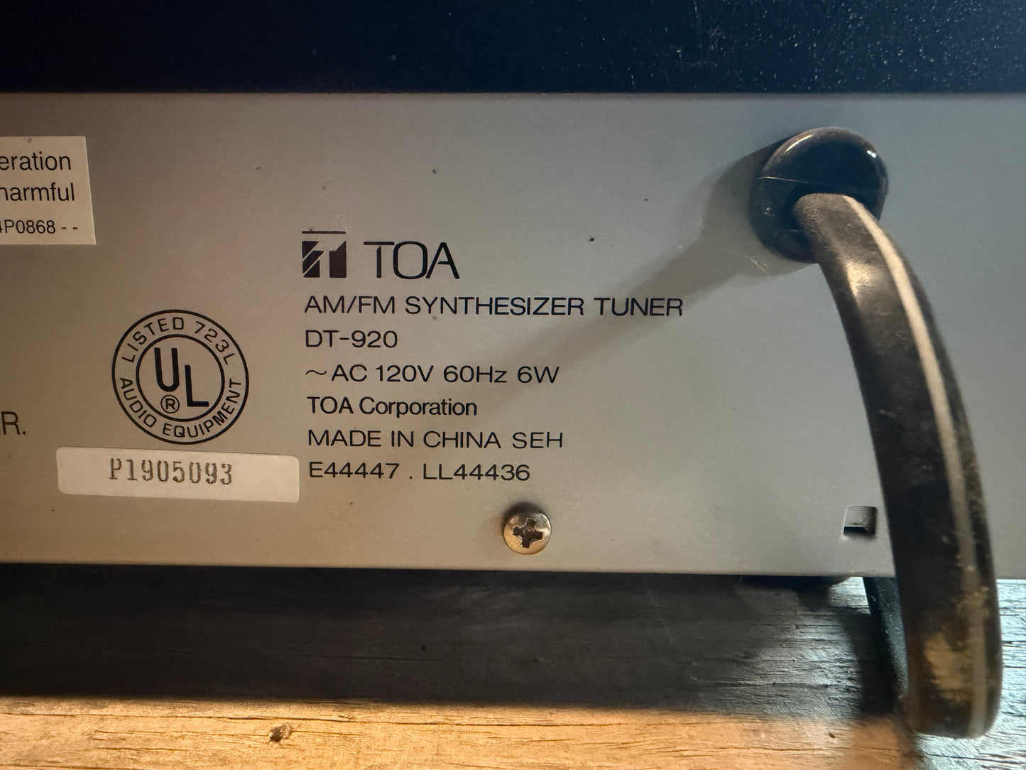 TOA DT-920 AM/FM Synthesizer Stereo Tuner (Not Tested)
