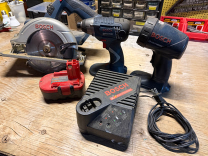 BOSCH Battery Power Tool Combo - Circular Saw, Impact Driver, Light