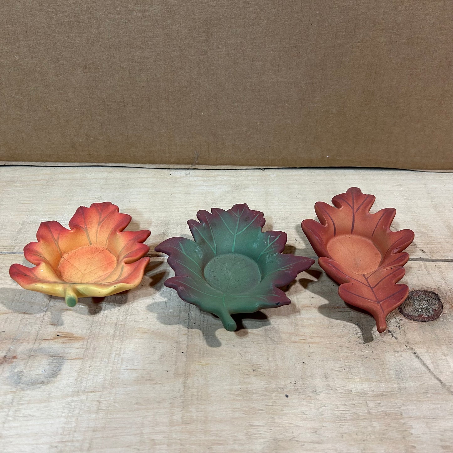 Autumn Themed Ceramic Leaf Shaped Tea Candle Holders