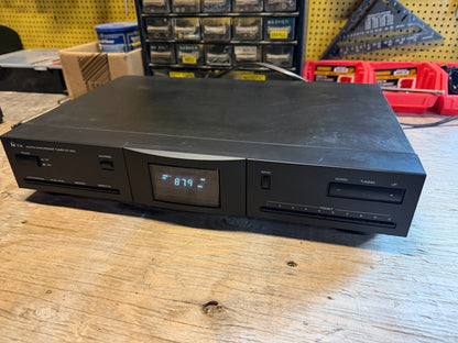 TOA DT-920 AM/FM Synthesizer Stereo Tuner (Not Tested)