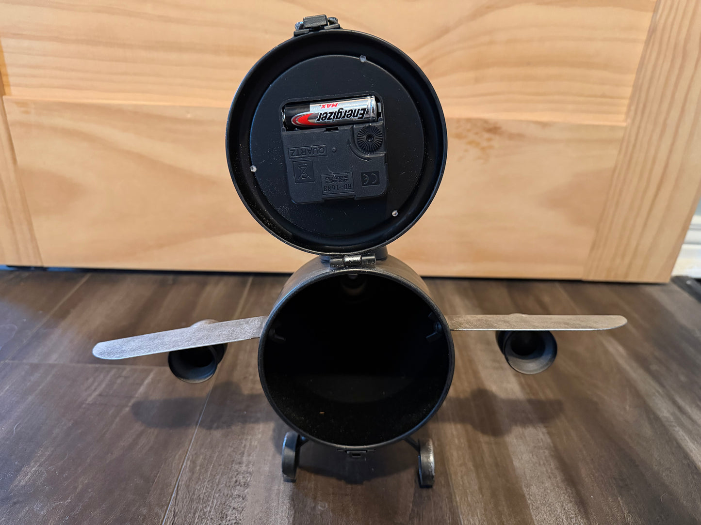 Metal Airplane Clock (Not Working)