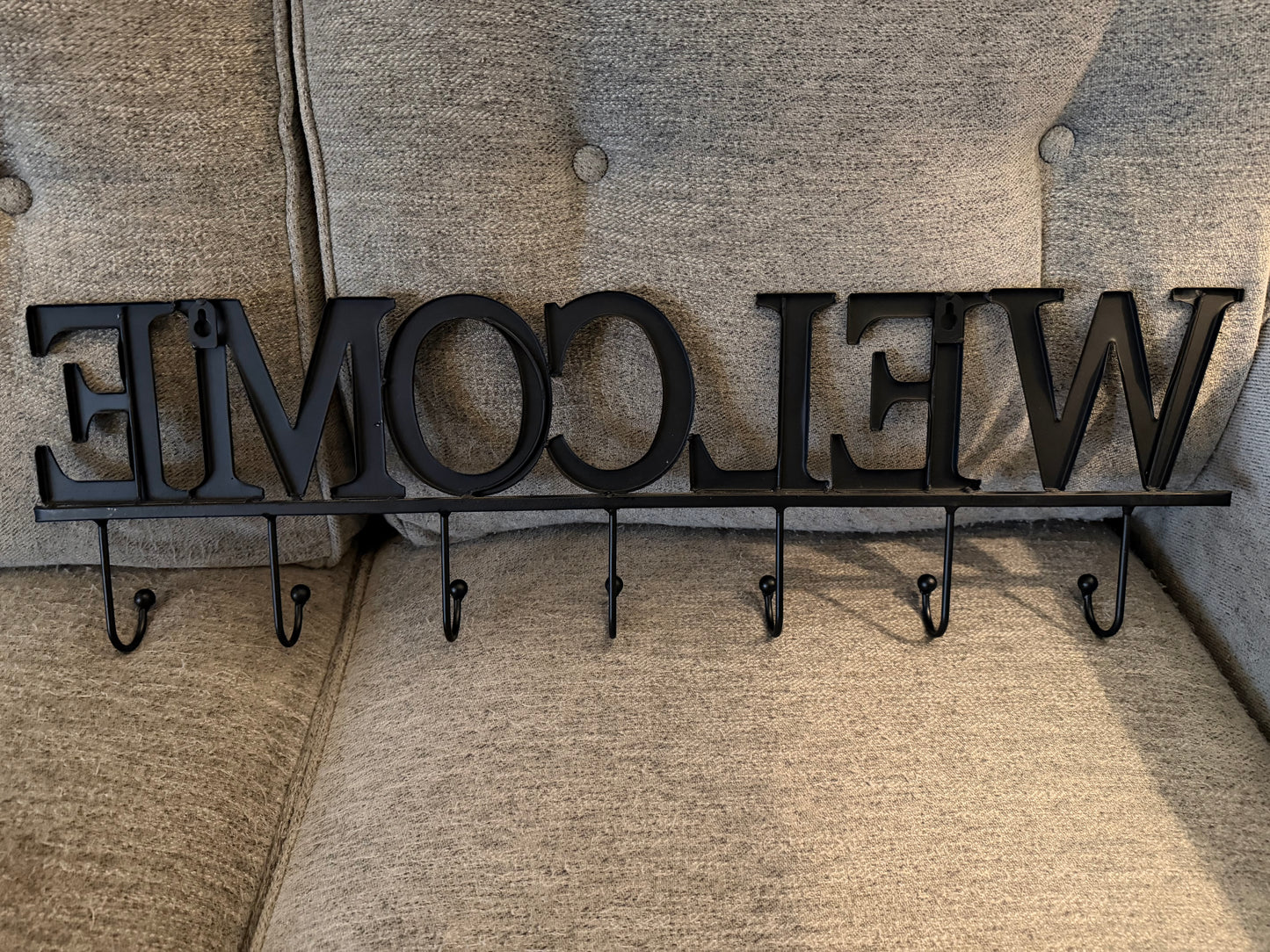 Welcome - Metal Wall-Mounted 7-Hook Coat Hanger