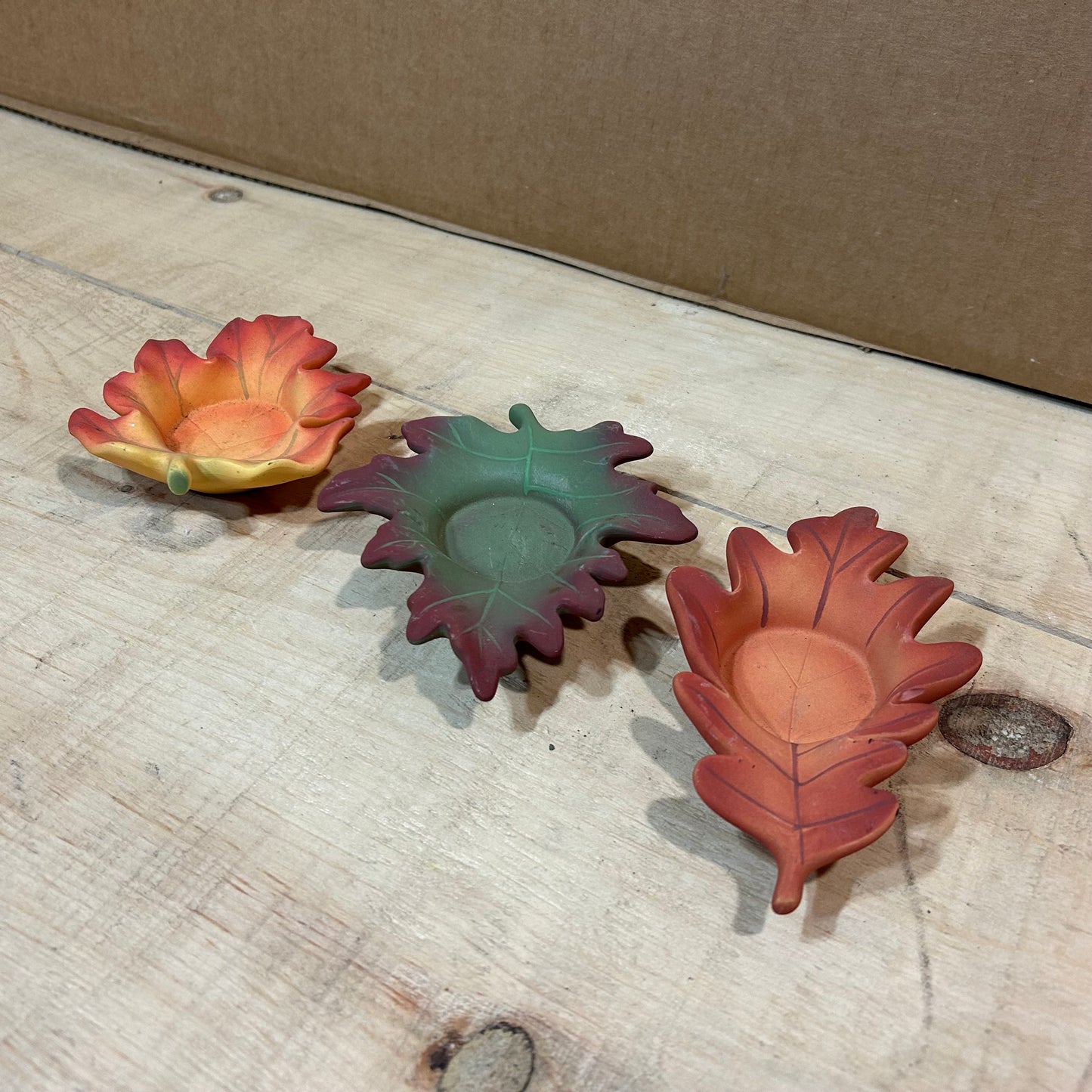 Autumn Themed Ceramic Leaf Shaped Tea Candle Holders