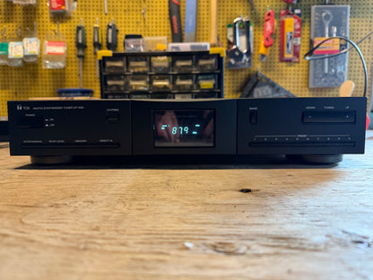 TOA DT-920 AM/FM Synthesizer Stereo Tuner (Not Tested)