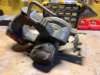 BOSCH Battery Power Tool Combo - Circular Saw, Impact Driver, Light