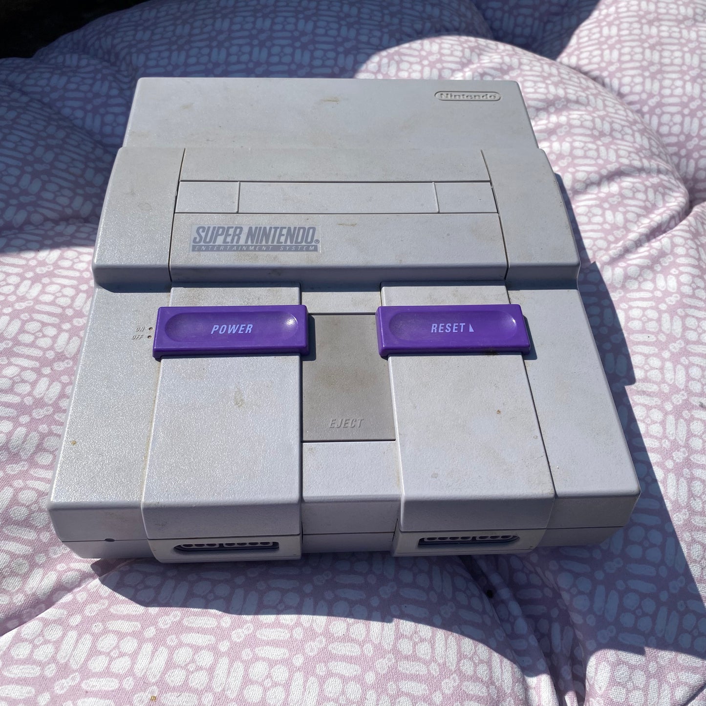 Super Nintendo SNES SNS-001 Console + 1 Controller and Cables