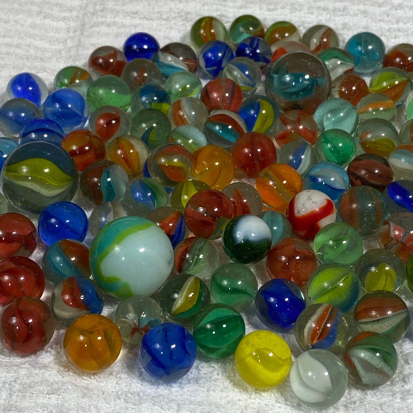 101 Montrose Marbles - Vintage Used Bag of Marbles 12/10 Japan w Red Leather Bag